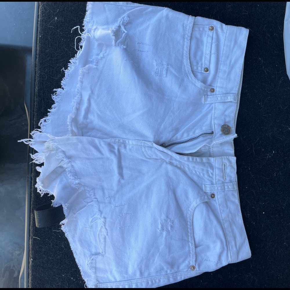 White urban outfitters jean shorts